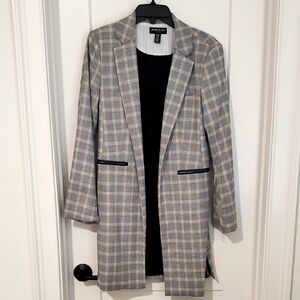 Kenneth Cole Women's Long Gray Plaid Jacket Medium